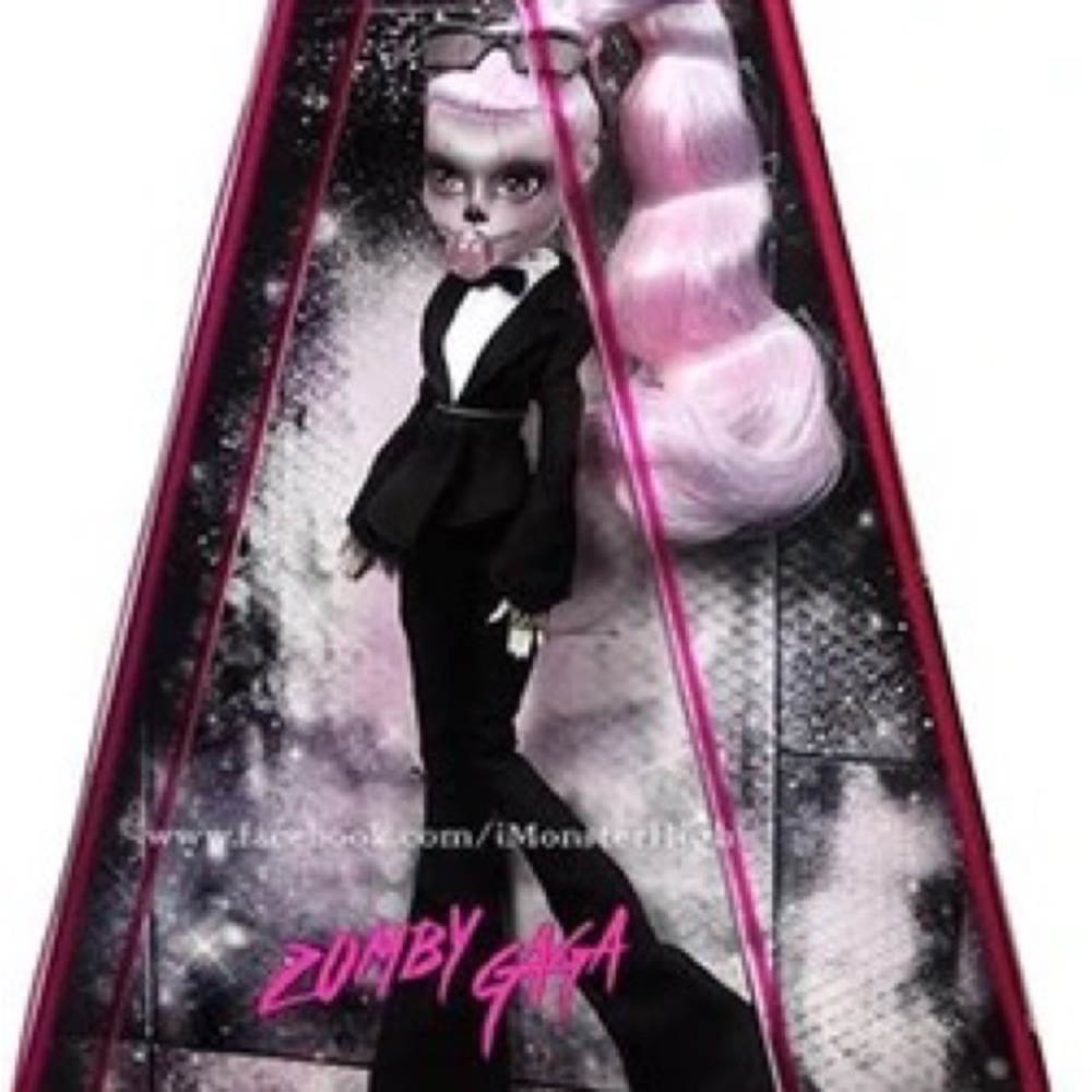 NIB LADY GAGA MONSTER HIGH DOLL!!!